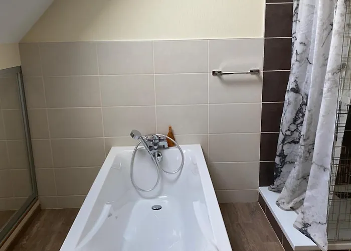 Le Taut 44 - Utah - Salle De Bains Partagee Pansiyon Les Veys